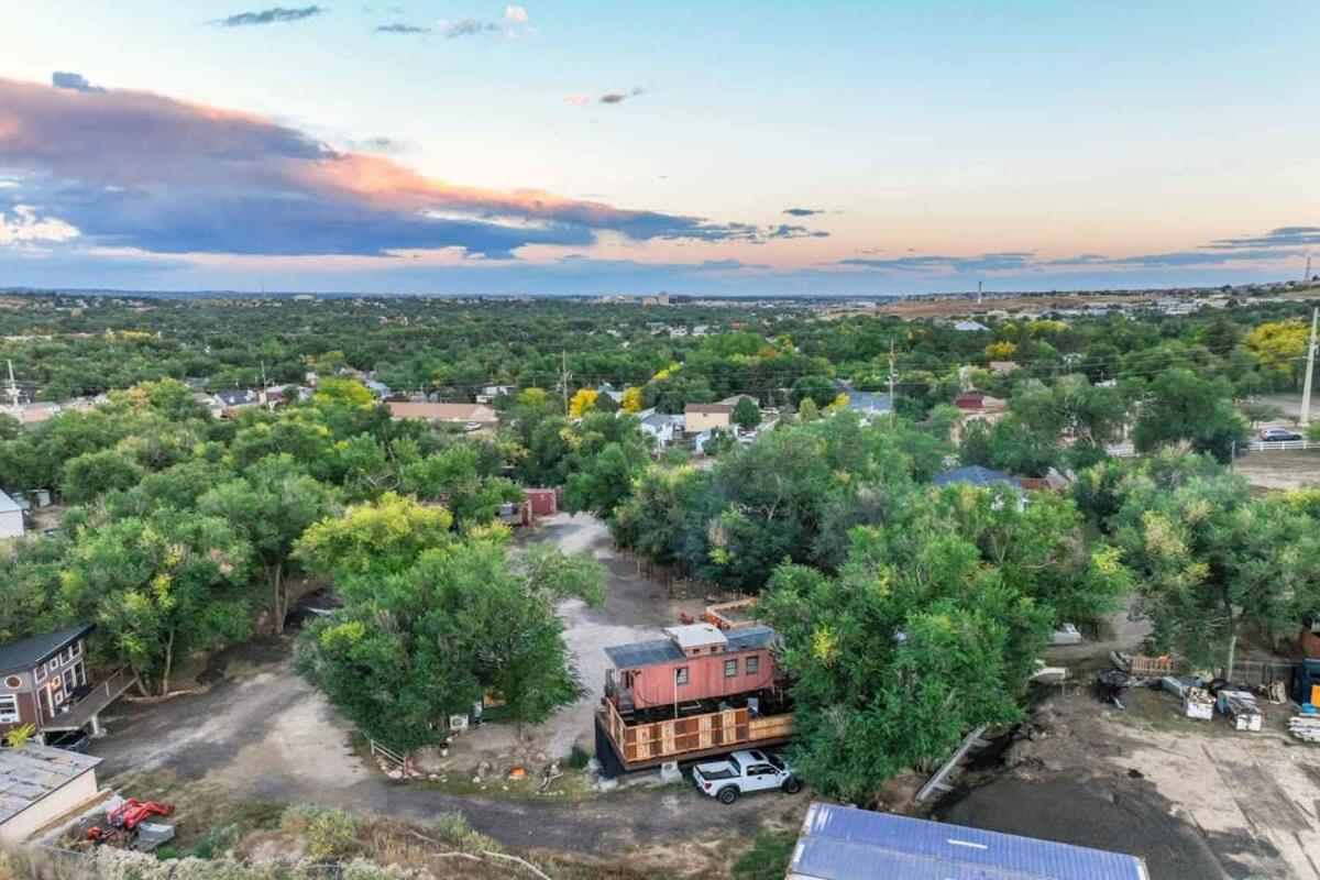 1920S Red Rock Caboose Bike Hike Explore Colorado Springs Exterior photo